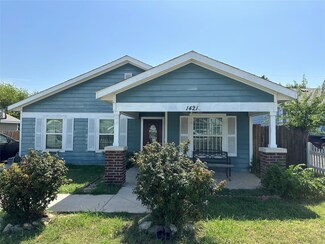 1421 Stewart St, Fort Worth, TX 76104