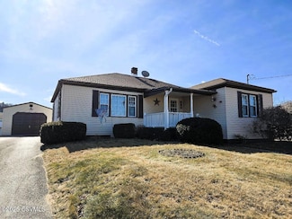920 1st St, Nescopeck, PA 18635