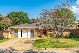 1875 Larkspur Dr, Arlington, TX 76013