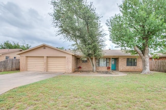 1001 Avenue D, Ballinger, TX 76821