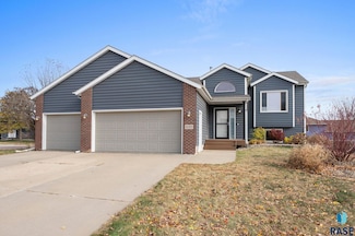 5000 S Birchwood Ave, Sioux Falls, SD 57108
