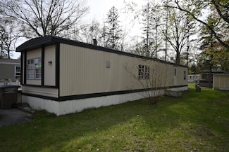 2385 Oak St, Twin Lake, MI 49457