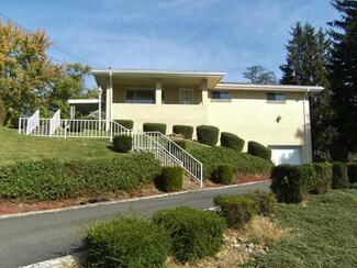 109 S View Dr, Kennedy Township, PA 15108