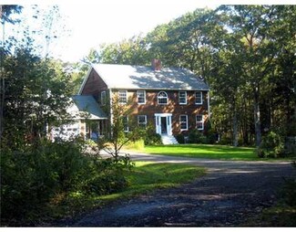 7 Capes View Dr, Phippsburg, ME 04562