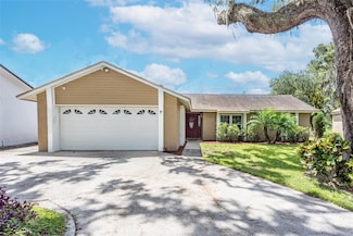 1829 Dockside Dr, Valrico, FL 33594