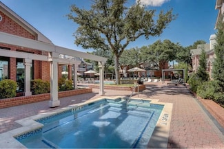17250 Knoll Trail Dr Unit 606, Dallas, TX 75248