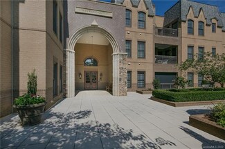 3280 Park Rd, Charlotte, NC 28209