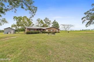 1000 Oswald Rd, Chipley, FL 32428