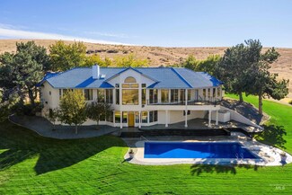 6333 W Hollilynn Dr, Boise, ID 83709