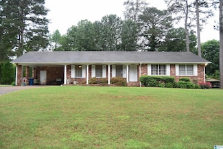3920 Morris Dr, Anniston, AL 36207