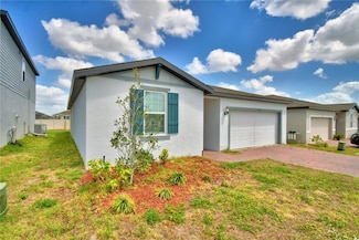 3208 Weitzel Dr, Haines City, FL 33844