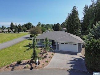 101 11th Ct, Sequim, WA 98382