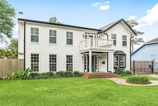 423 W 32nd St, Houston, TX 77018