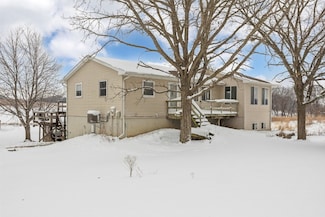 1612 Cedar St, Tipton, IA 52772