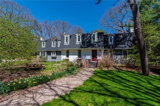 50 Country Dr, Charlestown, RI 02813