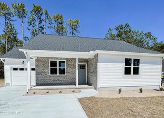263 S High Point Rd, Boiling Spring Lakes, NC 28461