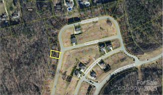 742 Chatsworth Cir Unit 19, Lenoir, NC 28645