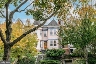 1114 Fairmont St NW, Washington, DC 20009