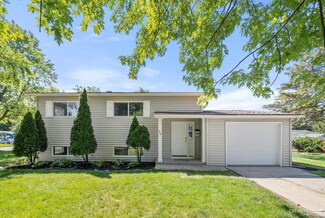 39 Longbeach Rd, Montgomery, IL 60538