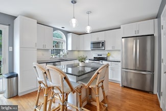 703 Harbour Ridge Ln, Downingtown, PA 19335