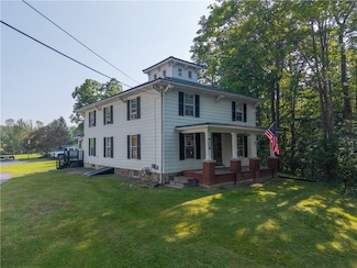 260 Summit Ave, Warsaw, NY 14569