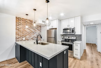 19820 N 13th Ave Unit 214, Phoenix, AZ 85027