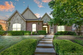 7003 S Sycamore Place, Broken Arrow, OK 74011