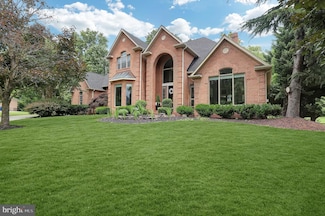 2515 Red Cedar Dr, Bowie, MD 20721