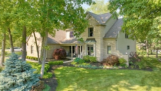 3179 Lakewood Shores Dr, Howell, MI 48843