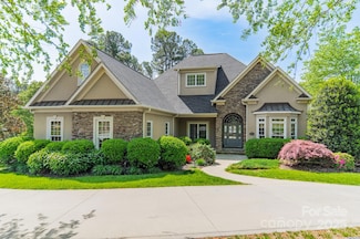 4150 Summit Ridge Ln, Denver, NC 28037