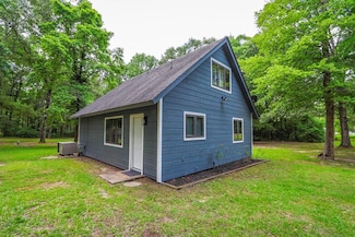 172 Cotten Ln, Zavalla, TX 75980