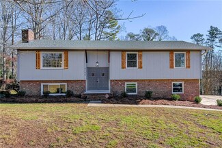 6513 Spanish Oak Dr, Rural Hall, NC 27045