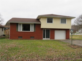 325 North St, Duncan Falls, OH 43734