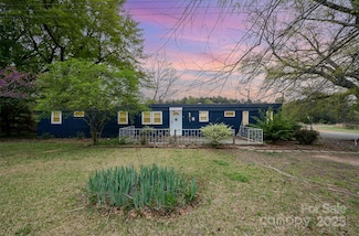 9937 Harwood Ln, Charlotte, NC 28214