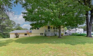25224 Emerald Dr, Golden, MO 65658
