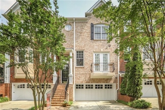1040 Emory Parc Place, Decatur, GA 30033