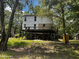 765 River Bend Dr, Burgaw, NC 28425
