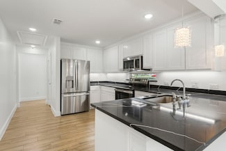 825 Apache Trace, Grand Prairie, TX 75051