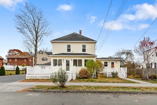 5 Hampshire St, Danvers, MA 01923