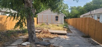 2913 Chihuahua St, San Antonio, TX 78207