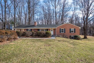 921 Watson Place, Bedford, VA 24523