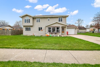 6211 W 87th St, Oak Lawn, IL 60453