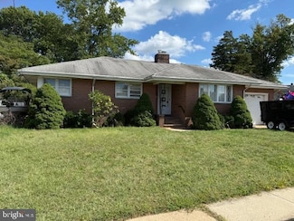 26 Coral Dr, Trenton, NJ 08619