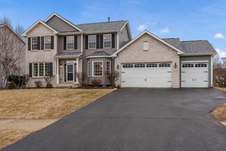 8461 Mitchell Rd, Machesney Park, IL 61115