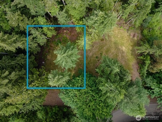 1 Sand Dollar Rd W, Bremerton, WA 98312
