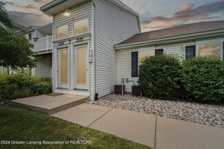 1327 Coolidge Rd Unit 12, East Lansing, MI 48823
