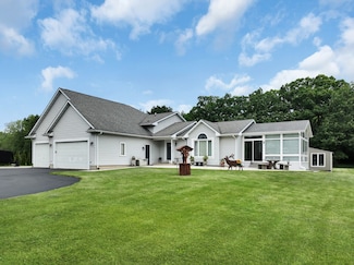 26808 Malchine Rd, Waterford, WI 53185