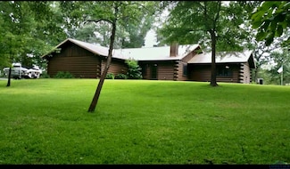 691 County Road 3347, Omaha, TX 75571