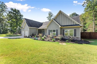 1557 Shadowstone Cir, Winder, GA 30680