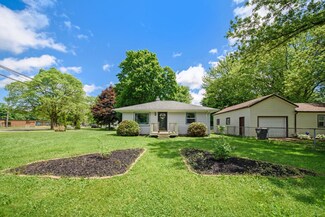 201 Meadow Dr, Augusta, MI 49012